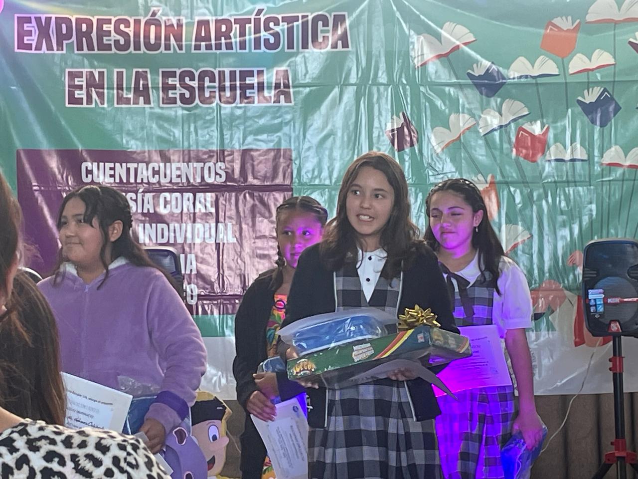 Concurso de cuentacuentos organizado por la zona escolar 176 del Sector II de la Secretaría de Educación de Guanajuato